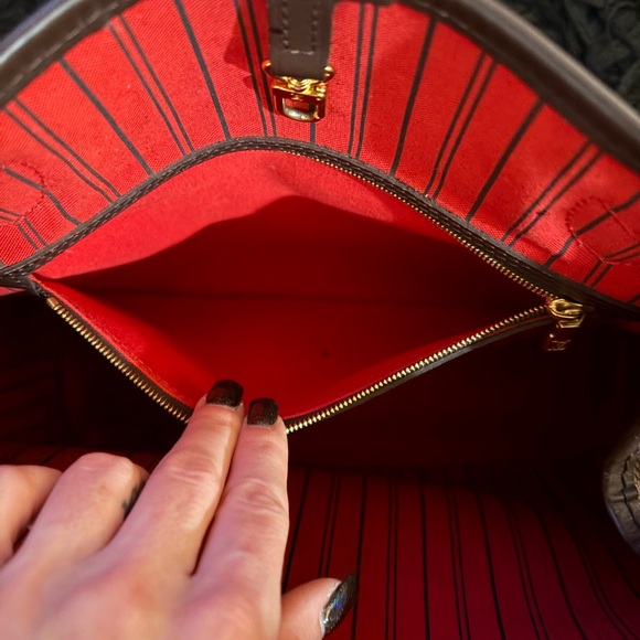 Louis Vuitton Brown Checkered Tote - Picture 12 of 15